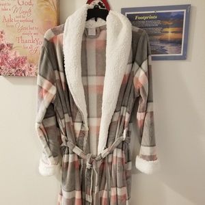 Robe and Lounge Pants Set